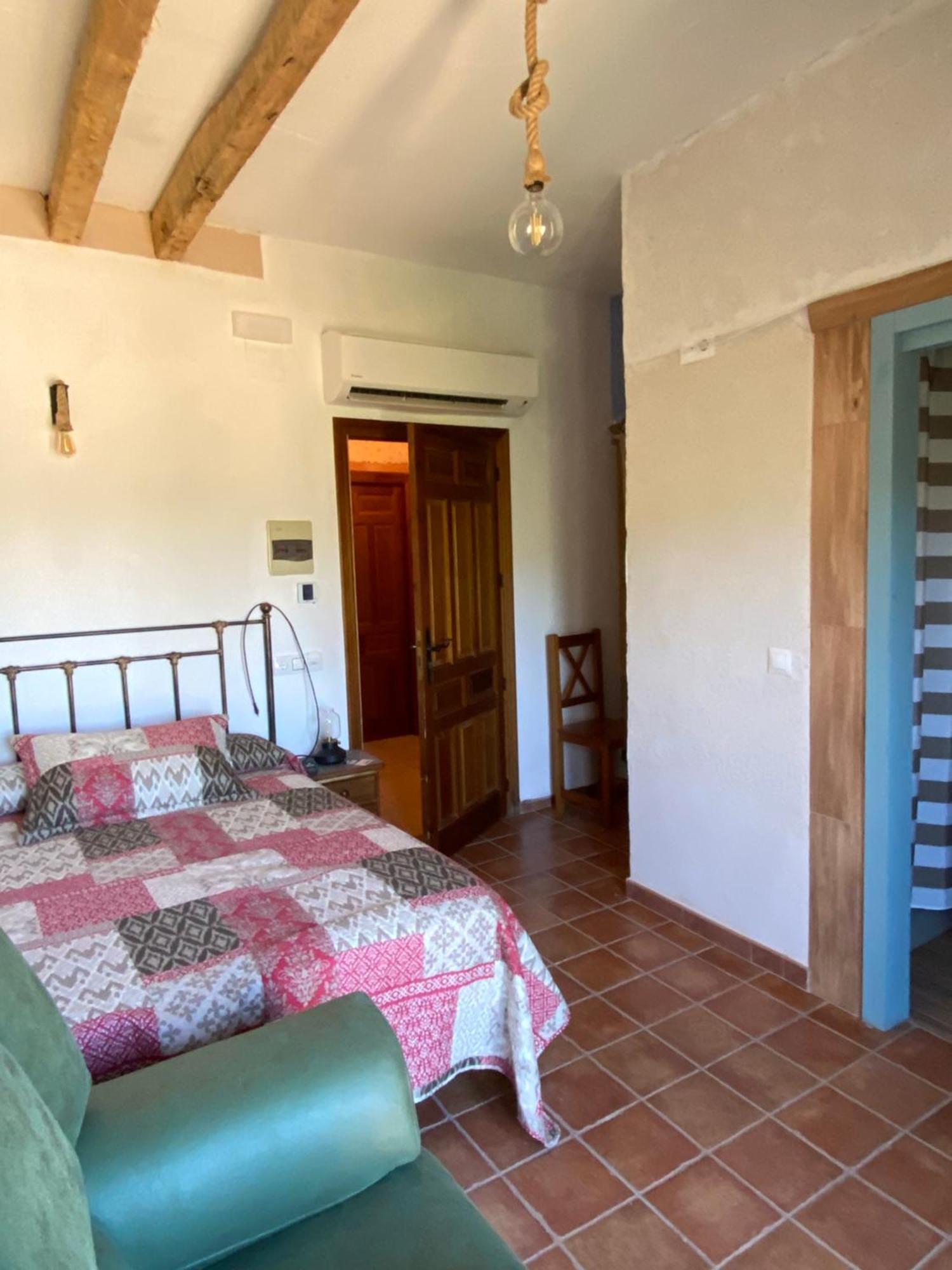 Casa Rural Torremontero Apartamentos Hornos Exterior photo