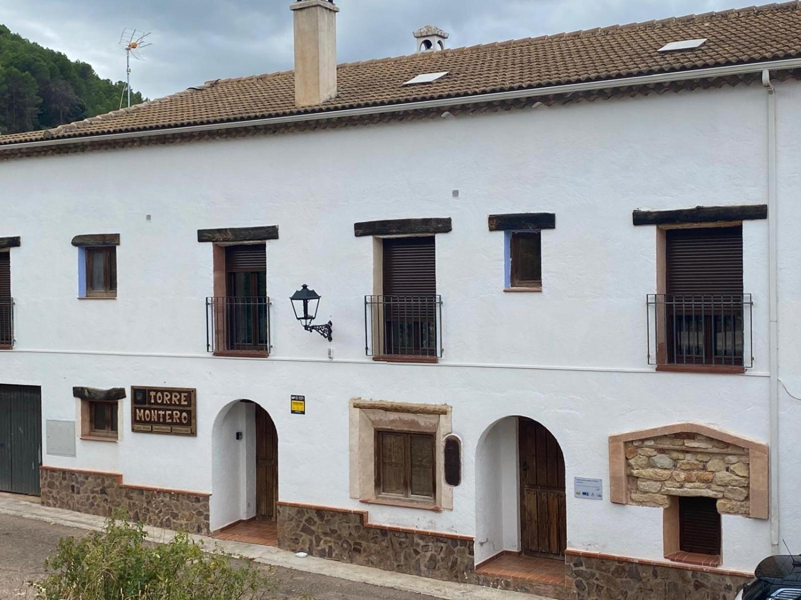 Casa Rural Torremontero Apartamentos Hornos Exterior photo